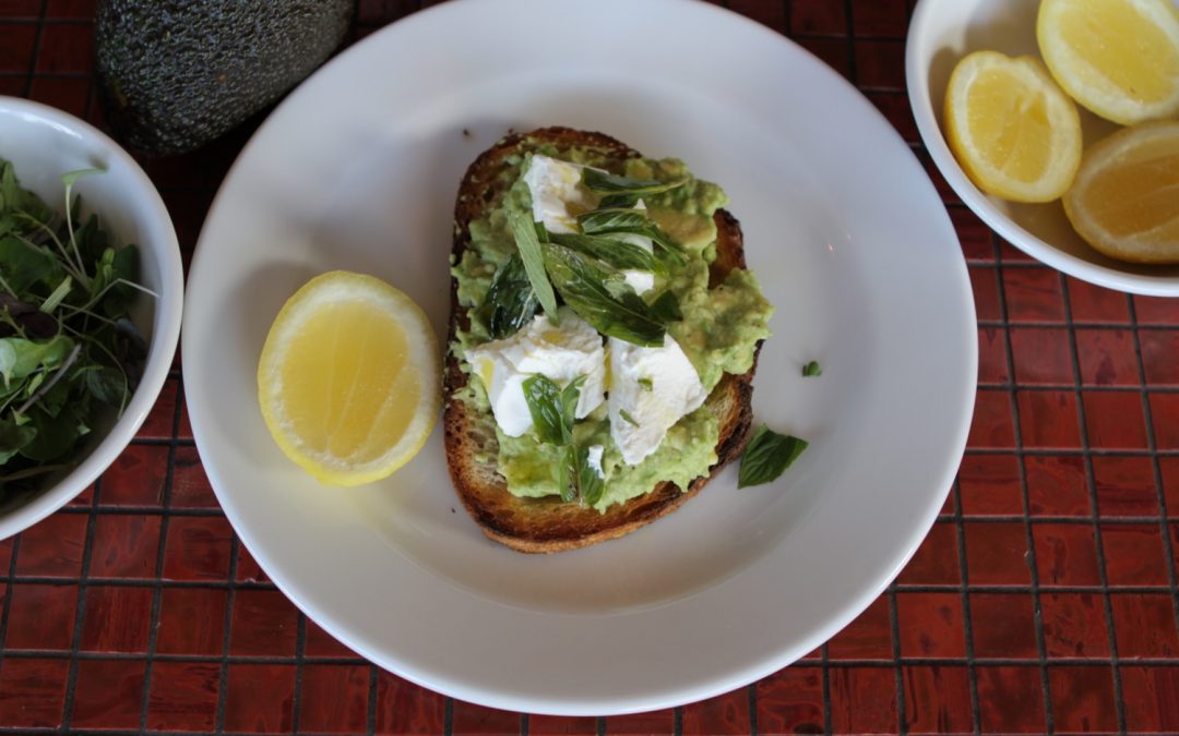 Smashed avocado with ricotta